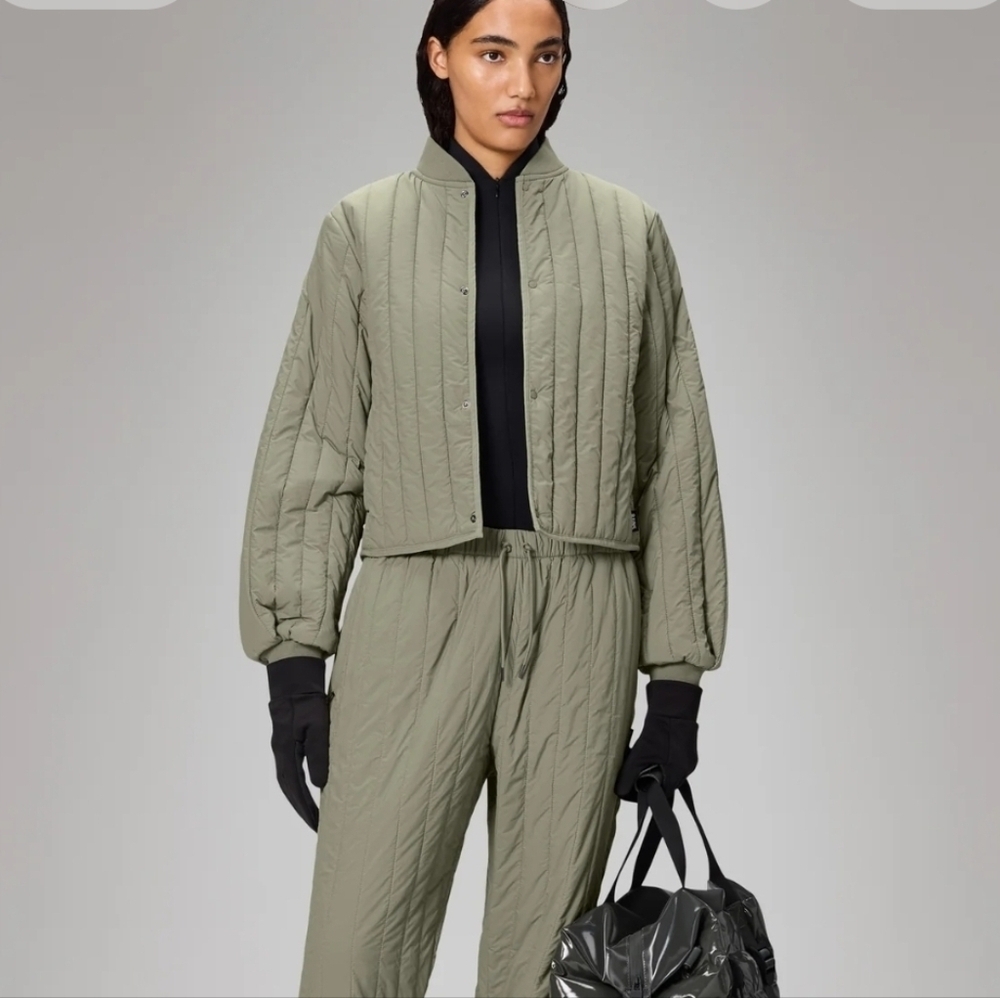 NWT! Rains, Banja Liner Bomber W Jacket, Drift, Size Small, MSRP $150 - Picture 3 of 10